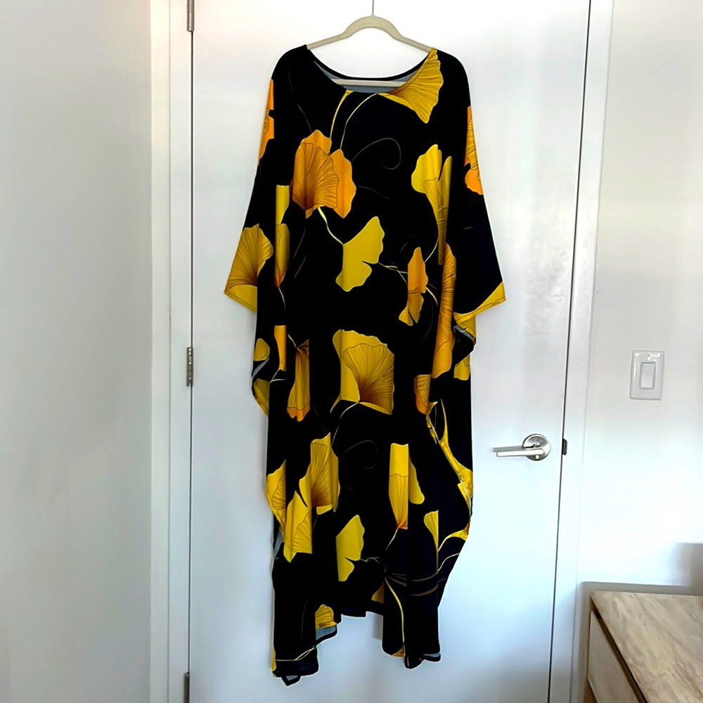 Gold/Black Ginko Leaf Print Caftan